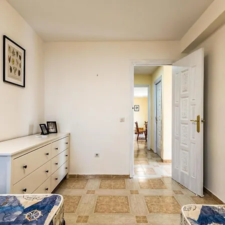 Gorgeous In Holiday home Denia